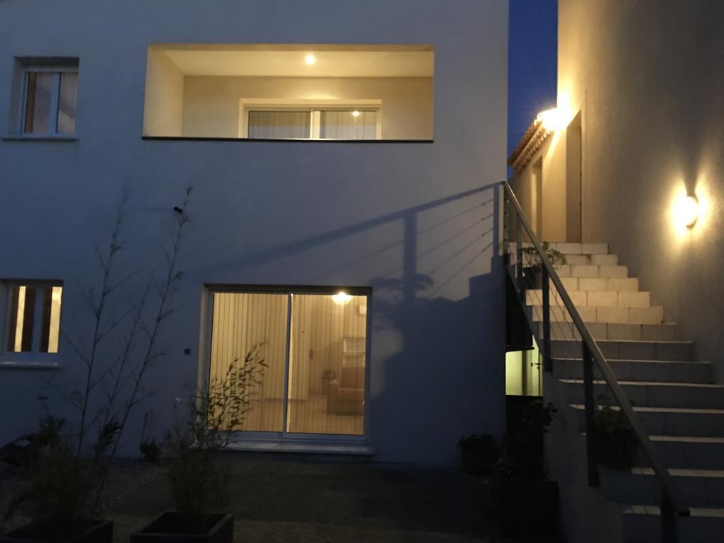 Appart'Hotel Et Chambres Essentiel Spa Arlés Exterior foto